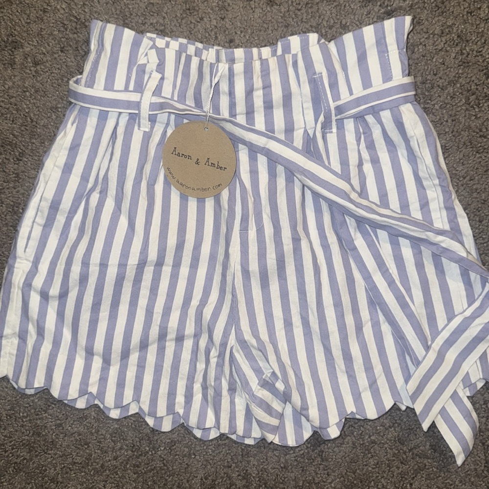 Aaron & Amber NWT Striped Blue and White Women's Shorts